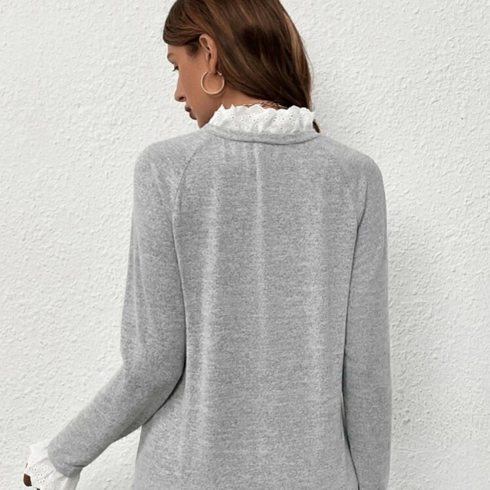 SHEIN EYLET EMBROIDERY TRIM RAGLAN SLEEVE SHIRT SIZE L 8/10 NWT - Picture 2 of 3